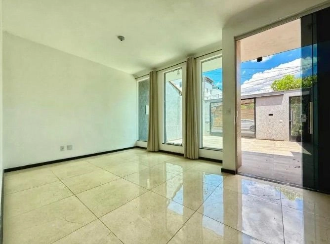 CASA GEMINADA A VENDA |3 QUARTOS 1 SUITE | 3 BANHEIROS| 2 VAGAS: 7ª foto da galeria de imagens do imóvel
