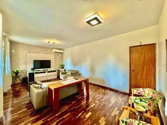 CASA | 3 QUARTOS |03 BANHEIROS | 01 SUITE |4 VAGAS | BAIRRO SERRANO: 13ª foto da galeria de imagens do imóvel