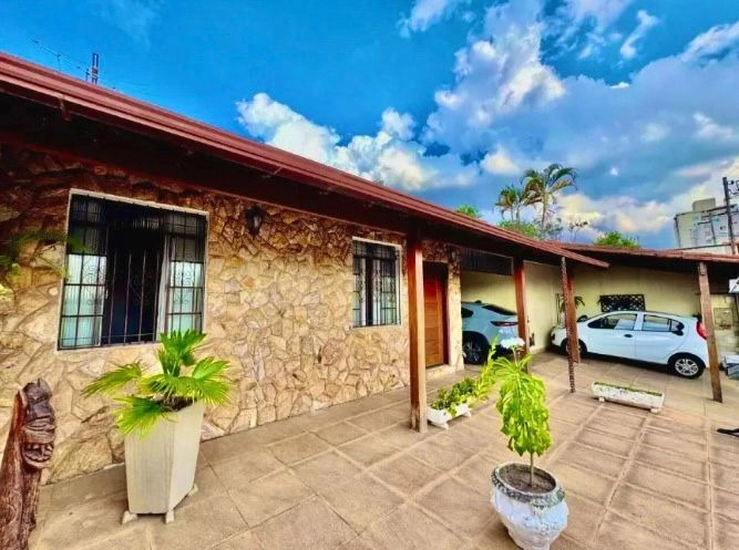 CASA | 3 QUARTOS |03 BANHEIROS | 01 SUITE |4 VAGAS | BAIRRO SERRANO: 2ª foto da galeria de imagens do imóvel