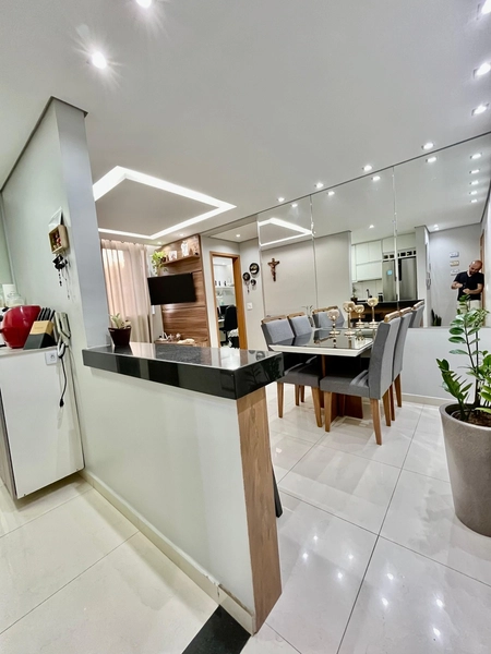 LINDO APARTAMENTO Á VENDA | BAIRRO CABRAL | 02 QUARTOS | 01 BANHO: 6ª foto da galeria de imagens do imóvel