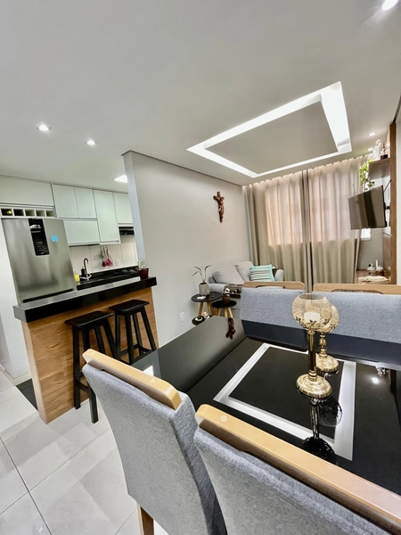 LINDO APARTAMENTO Á VENDA | BAIRRO CABRAL | 02 QUARTOS | 01 BANHO: 3ª foto da galeria de imagens do imóvel