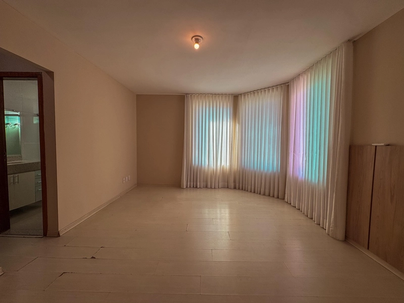 LINDA CASA Á VENDA | BAIRRO CASTELO | LOTE 298M²: 27ª foto da galeria de imagens do imóvel