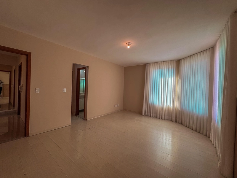 LINDA CASA Á VENDA | BAIRRO CASTELO | LOTE 298M²: 26ª foto da galeria de imagens do imóvel