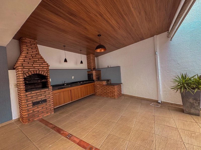 LINDA CASA Á VENDA | BAIRRO CASTELO | LOTE 298M²: 11ª foto da galeria de imagens do imóvel