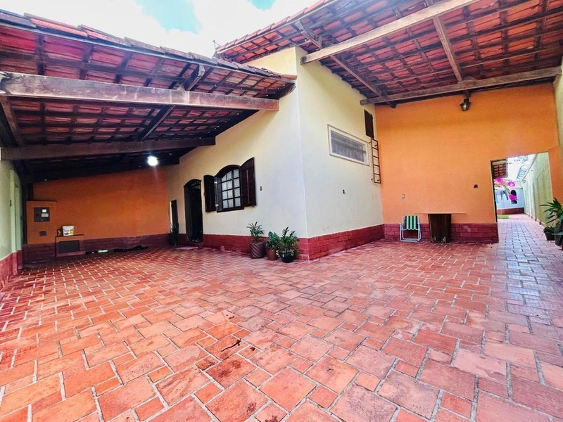 CASA LINEAR | LOTE 360M² | 230M² CONSTR | ESPAÇO GOURMET | 03 QUARTOS: 6ª foto da galeria de imagens do imóvel