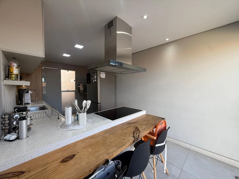CASA LINEAR À VENDA | 4 QUARTOS | ESPAÇO GOURMET | 3 VAGAS: 12ª foto da galeria de imagens do imóvel