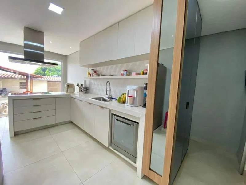 CASA LINEAR | 4 QUARTOS | 5 VAGAS – SANTA TEREZINHA - R$ 1.200.000,00: 10ª foto da galeria de imagens do imóvel