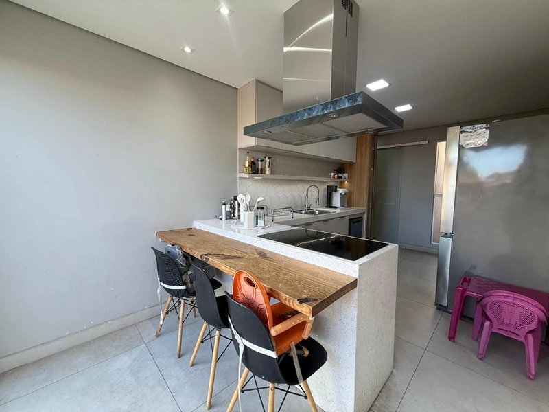 CASA LINEAR À VENDA | 4 QUARTOS | ESPAÇO GOURMET | 3 VAGAS: 10ª foto da galeria de imagens do imóvel