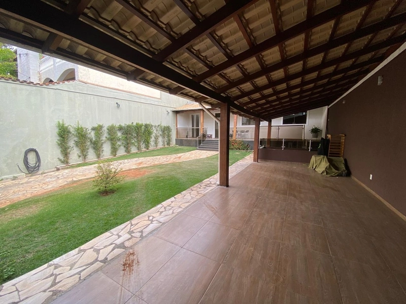 CASA l 04 QUARTOS l 01 SUITE | 04 BANHEIROS | 08 VAGAS: 6ª foto da galeria de imagens do imóvel