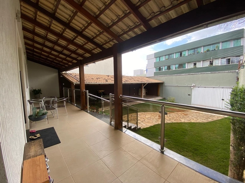 CASA l 04 QUARTOS l 01 SUITE | 04 BANHEIROS | 08 VAGAS: 7ª foto da galeria de imagens do imóvel