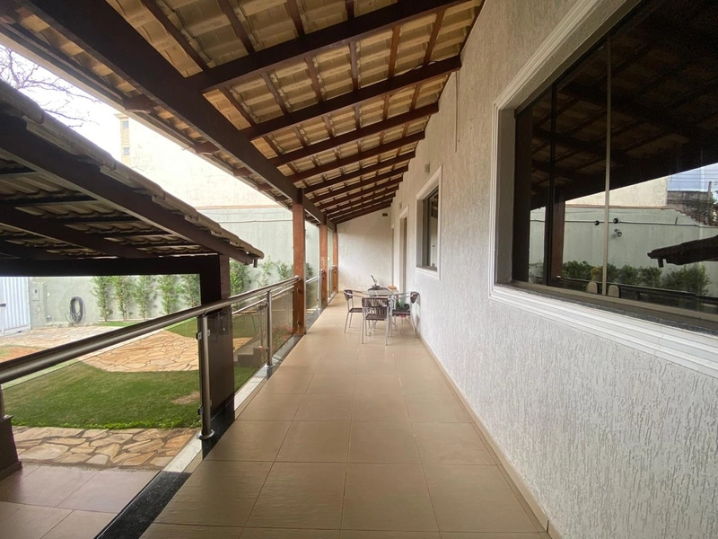 CASA l 04 QUARTOS l 01 SUITE | 04 BANHEIROS | 08 VAGAS: 10ª foto da galeria de imagens do imóvel