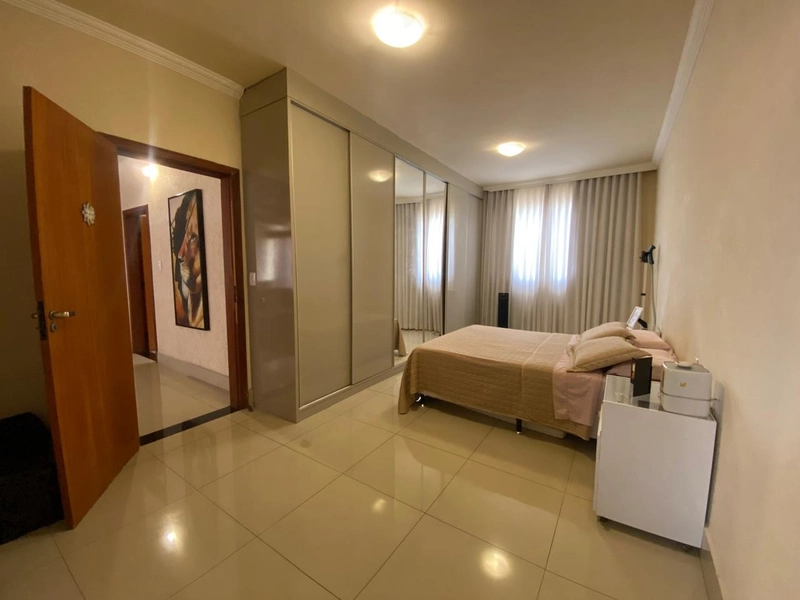 CASA l 04 QUARTOS l 01 SUITE | 04 BANHEIROS | 08 VAGAS: 26ª foto da galeria de imagens do imóvel