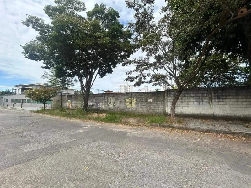LOTE PLANO l BAIRRO BANDEIRANTES - R$ 1.100,000,00: 2ª foto da galeria de imagens do imóvel