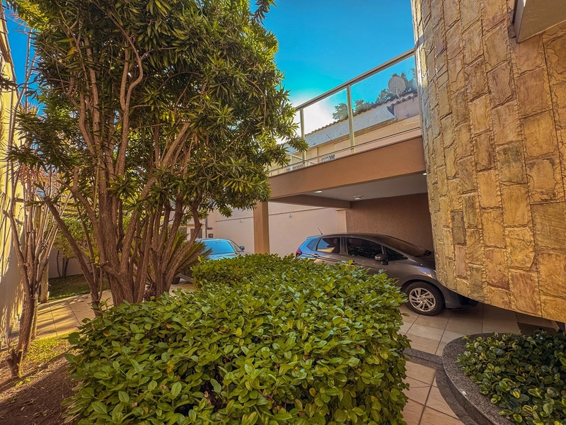 Casa triplex | 5 Quartos | 4 banheiros | Suíte |04 Vagas: 5ª foto da galeria de imagens do imóvel