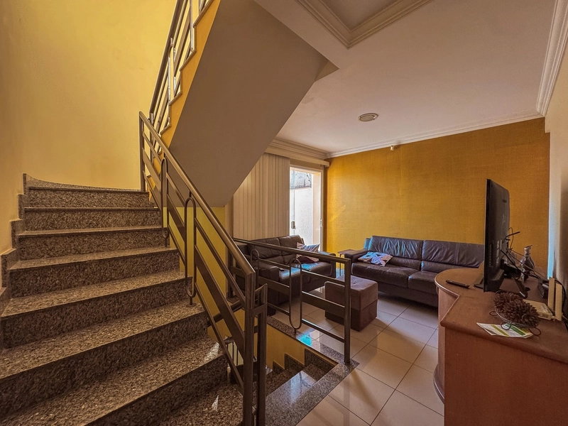 Casa triplex | 5 Quartos | 4 banheiros | Suíte |04 Vagas: 19ª foto da galeria de imagens do imóvel