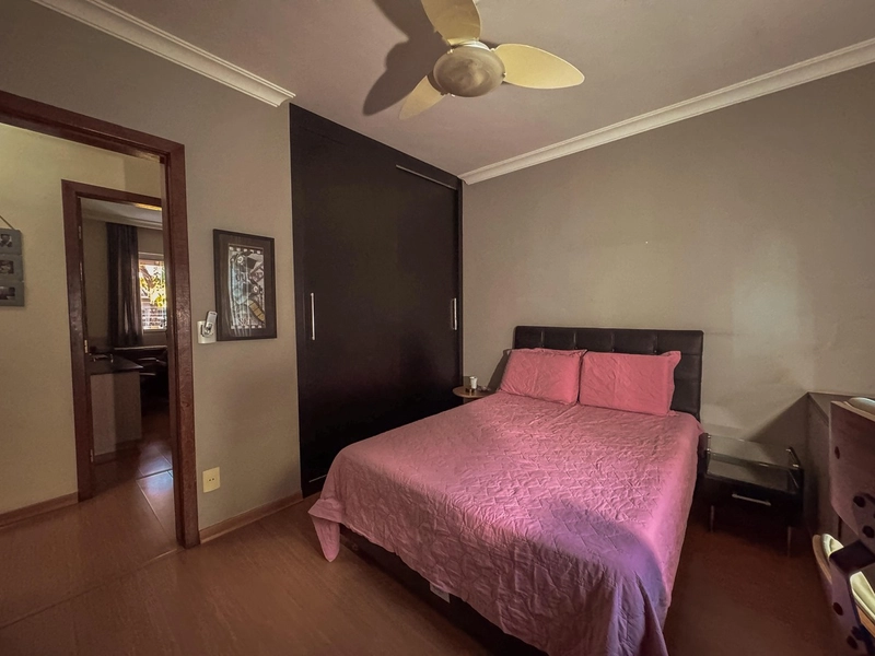 Belíssima Casa Geminada no Bairro Cabral | 170m² | 03 Quartos |: 21ª foto da galeria de imagens do imóvel