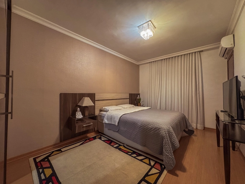 Belíssima Casa Geminada no Bairro Cabral | 170m² | 03 Quartos |: 14ª foto da galeria de imagens do imóvel