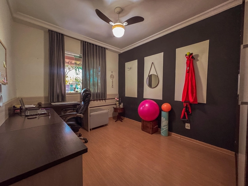 Belíssima Casa Geminada no Bairro Cabral | 170m² | 03 Quartos |: 19ª foto da galeria de imagens do imóvel