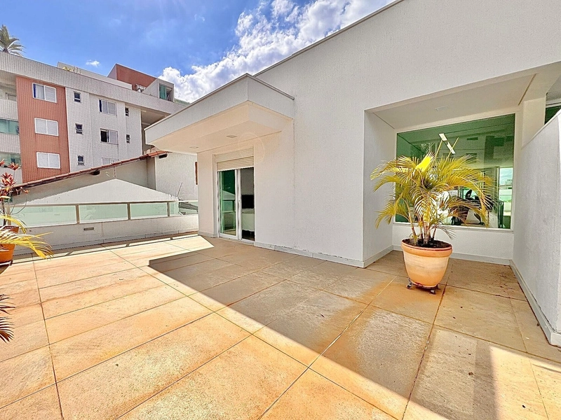 CASA ALTO PADRÃO À VENDA NO BAIRRO CASTELO I 3 QUARTOS I 4 VAGAS: 5ª foto da galeria de imagens do imóvel