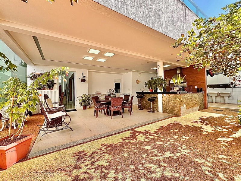 CASA ALTO PADRÃO À VENDA NO BAIRRO CASTELO I 3 QUARTOS I 4 VAGAS: 4ª foto da galeria de imagens do imóvel