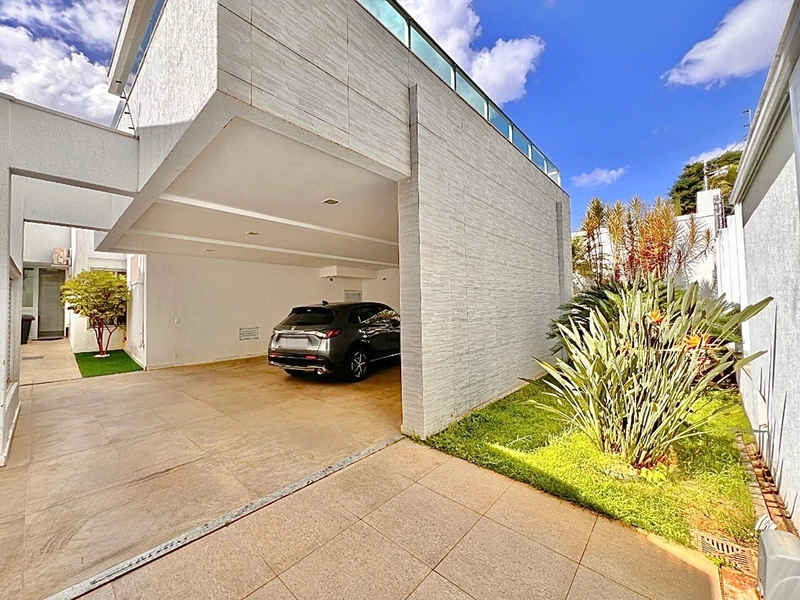 CASA ALTO PADRÃO À VENDA NO BAIRRO CASTELO I 3 QUARTOS I 4 VAGAS: 1ª foto da galeria de imagens do imóvel
