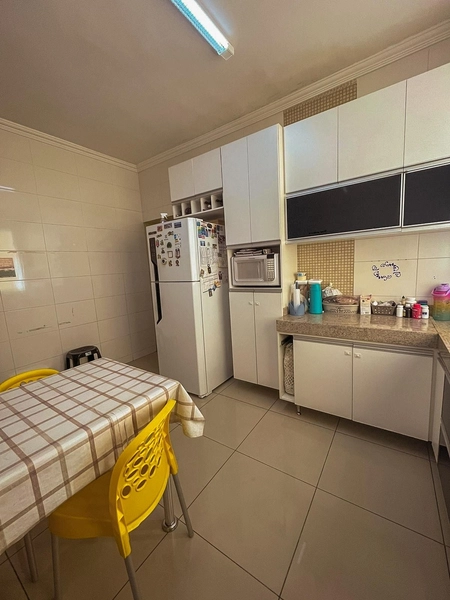 Belíssima Casa Geminada no Bairro Cabral | 250m² Construídos |: 10ª foto da galeria de imagens do imóvel
