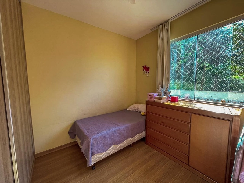 Belíssima Casa Geminada no Bairro Cabral | 250m² Construídos |: 12ª foto da galeria de imagens do imóvel