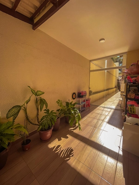 Belíssima Casa Geminada no Bairro Cabral | 250m² Construídos |: 20ª foto da galeria de imagens do imóvel
