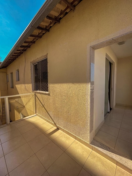 Belíssima Casa Geminada no Bairro Cabral | 250m² Construídos |: 27ª foto da galeria de imagens do imóvel