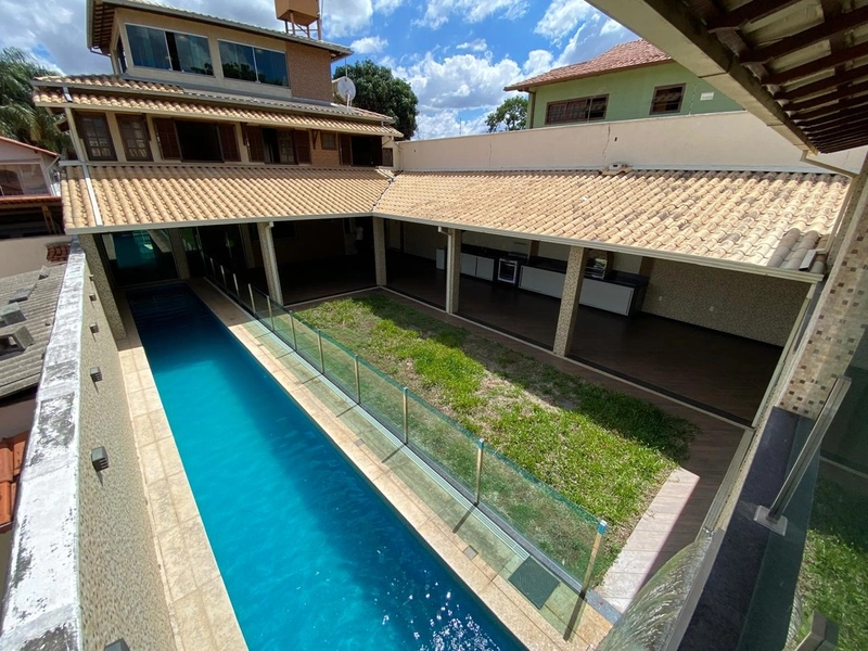 CASA NO BAIRRO BRAUNAS PAMPULHA | 04 QUARTOS | 04 BANHOS | LOTE 360M²: 2ª foto da galeria de imagens do imóvel