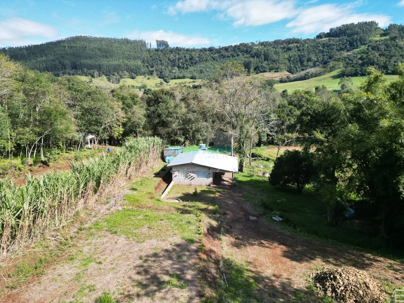 Chácara Pronta para Morar: 4ª foto da galeria de imagens do imóvel