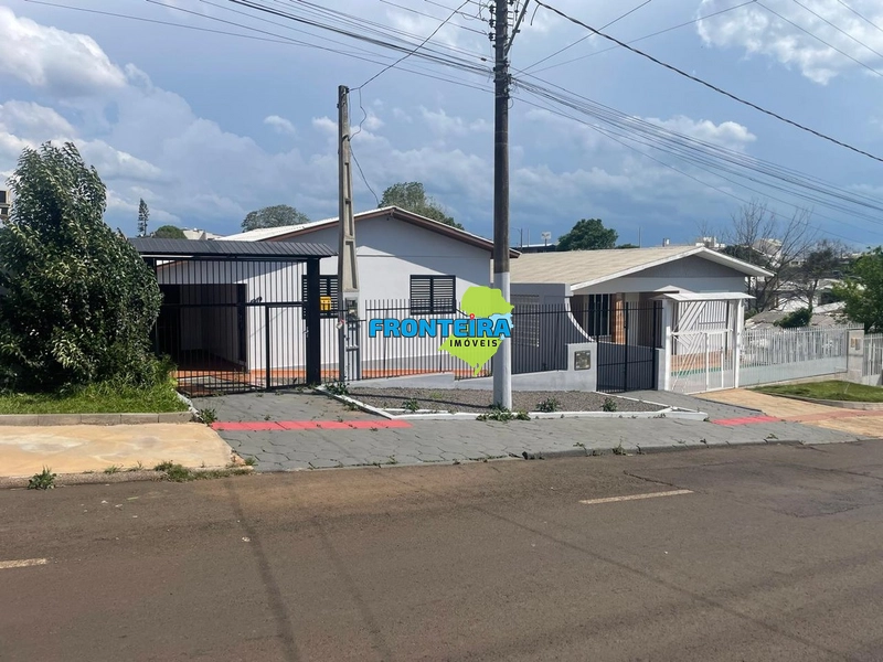Casa Mista c/Terreno Amplo: 9ª foto da galeria de imagens do imóvel