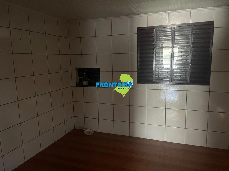 Casa Mista c/Terreno Amplo: 7ª foto da galeria de imagens do imóvel