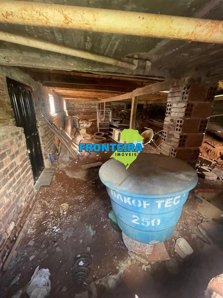 Casa Mista c/Terreno Amplo: 4ª foto da galeria de imagens do imóvel
