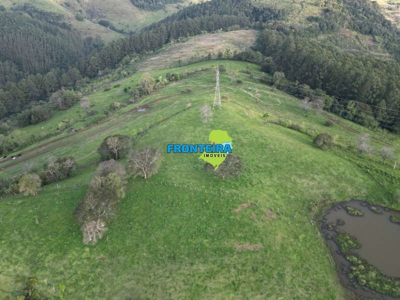 FAZENDA A 10 KM DO CENTRO: 9ª foto da galeria de imagens do imóvel