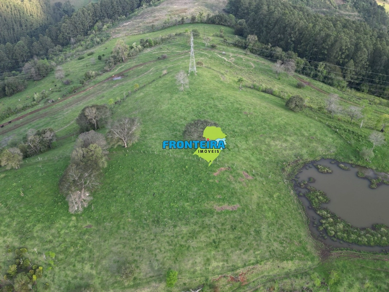 FAZENDA A 10 KM DO CENTRO: 7ª foto da galeria de imagens do imóvel