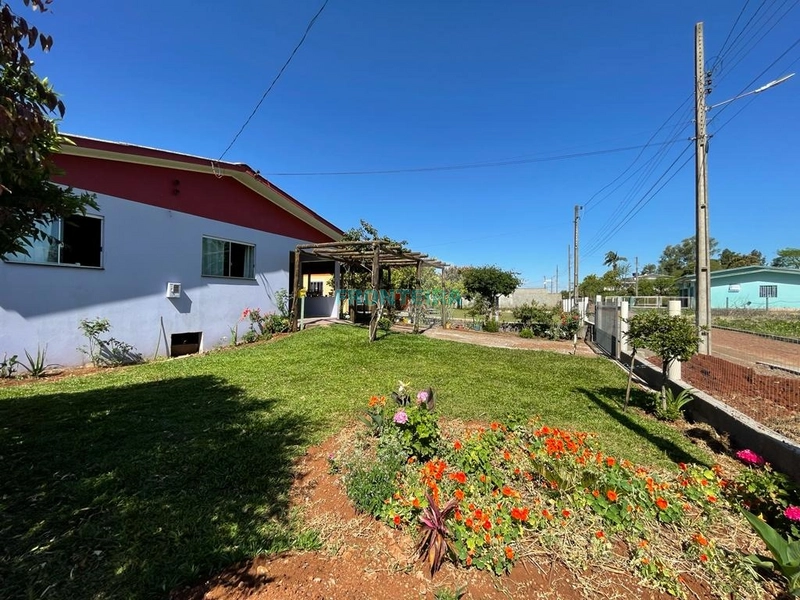 Casa Ampla em Cruzinhas: 1ª foto da galeria de imagens do imóvel
