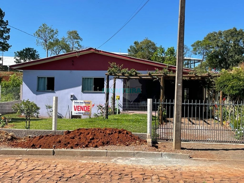 Casa Ampla em Cruzinhas: 9ª foto da galeria de imagens do imóvel