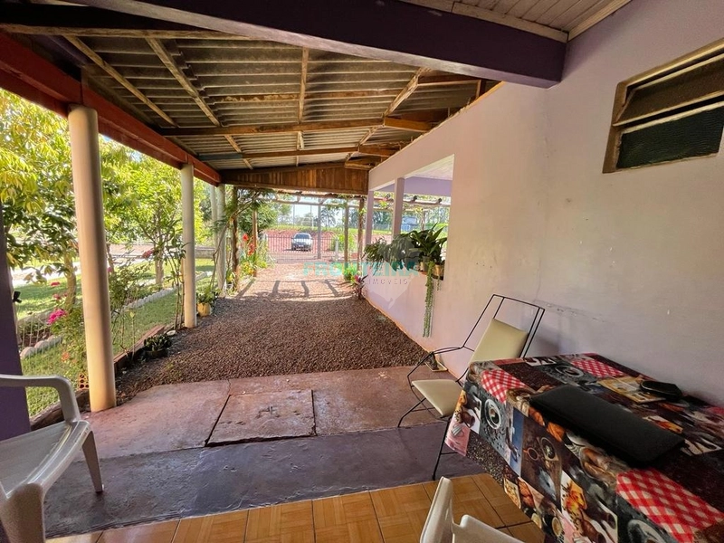 Casa Ampla em Cruzinhas: 7ª foto da galeria de imagens do imóvel