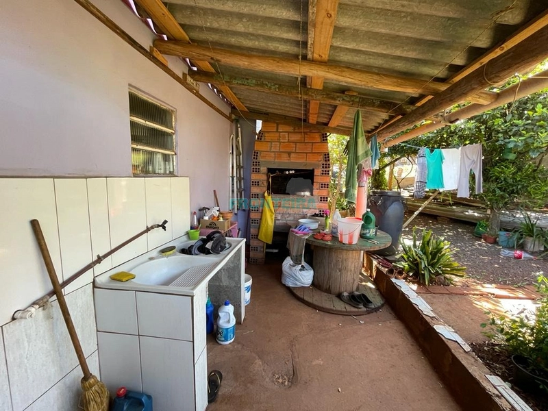 Casa Ampla em Cruzinhas: 12ª foto da galeria de imagens do imóvel