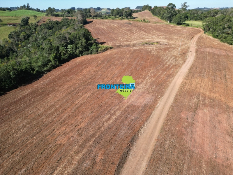 Propriedade Bem Estruturada: 7ª foto da galeria de imagens do imóvel