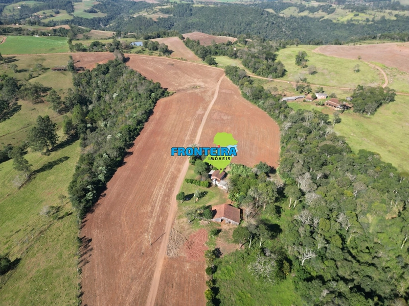 Propriedade Bem Estruturada: 6ª foto da galeria de imagens do imóvel