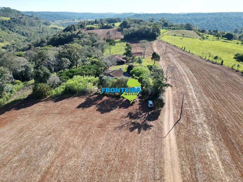 Propriedade Bem Estruturada: 8ª foto da galeria de imagens do imóvel