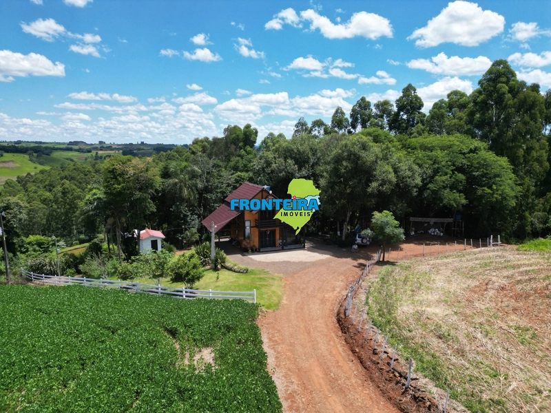 Linda Área Rural: 3ª foto da galeria de imagens do imóvel