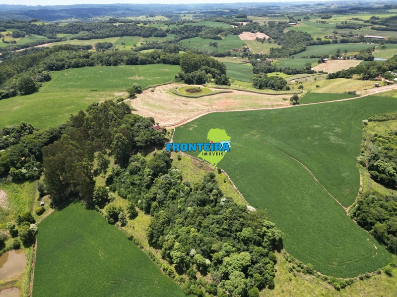 Linda Área Rural: 15ª foto da galeria de imagens do imóvel