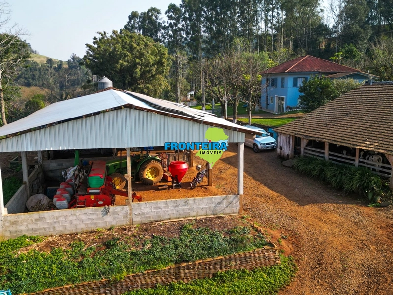 Propriedade Rural de Porteira Fechada: 6ª foto da galeria de imagens do imóvel