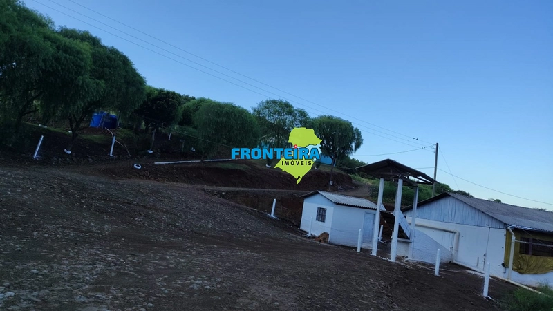 Granja de Suínos: 6ª foto da galeria de imagens do imóvel