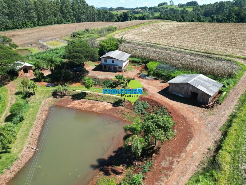 Chácara  Próxima a Cidade: 1ª foto da galeria de imagens do imóvel