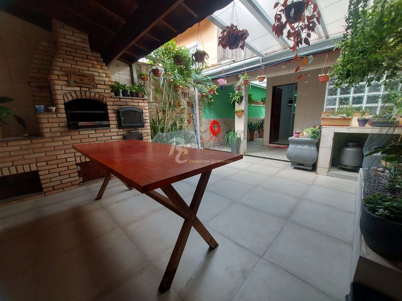 Sobrado 3 dorms (1 suíte) - Jd. Guapituba, Mauá/SP