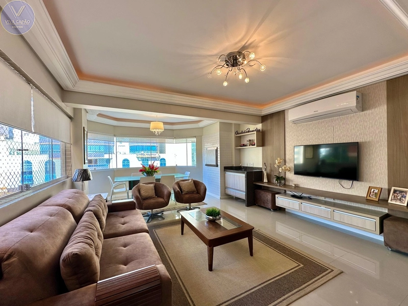 APARTAMENTO À VENDA INFRA COMPLETA E VISTA PARA O MAR